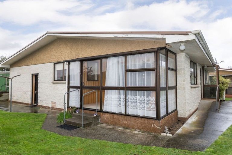 Photo of property in 9a Mcphee Street, Dannevirke, 4930