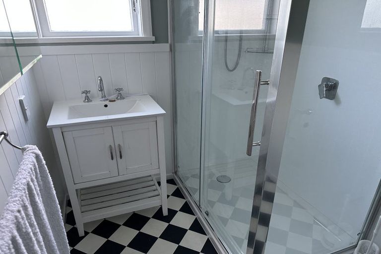 Photo of property in 19 Bristol Street, Trentham, Upper Hutt, 5018