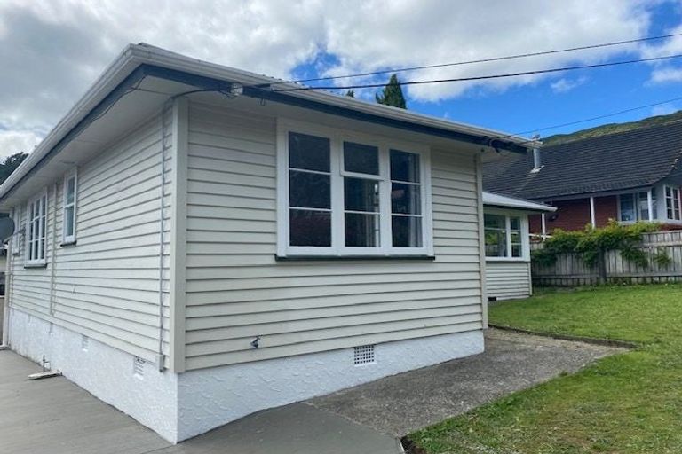 Photo of property in 47 Hay Street, Naenae, Lower Hutt, 5011