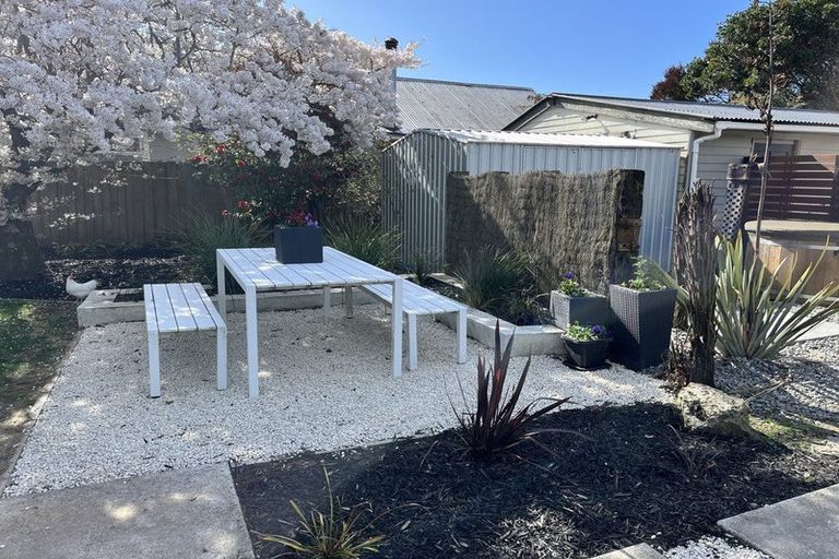 Photo of property in 47 Kings Avenue, Waikuku Beach, 7402