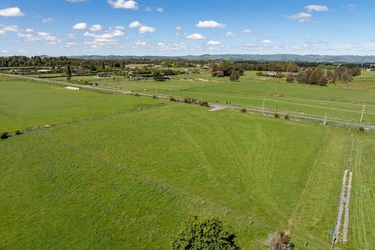 Photo of property in 231 Hughes Line, West Taratahi, Carterton, 5887