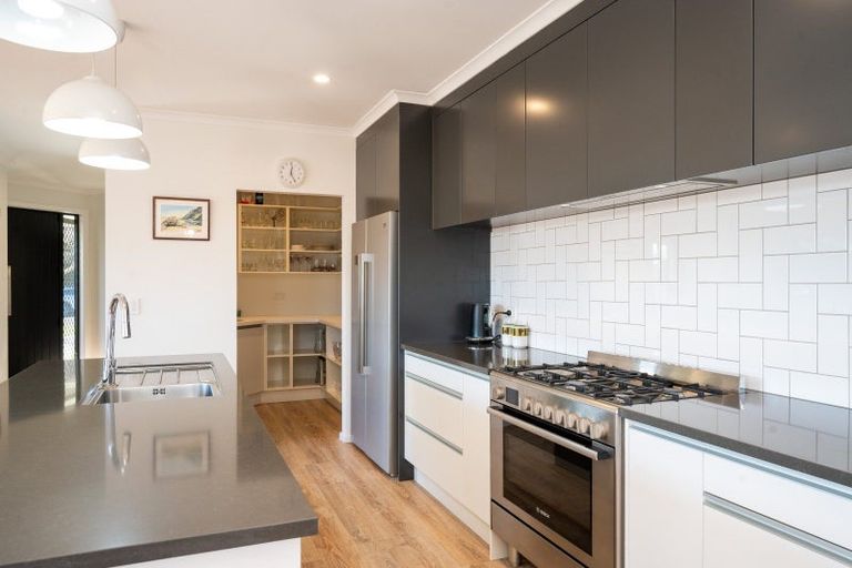 Photo of property in 85 Arataki Road, Havelock North, 4130