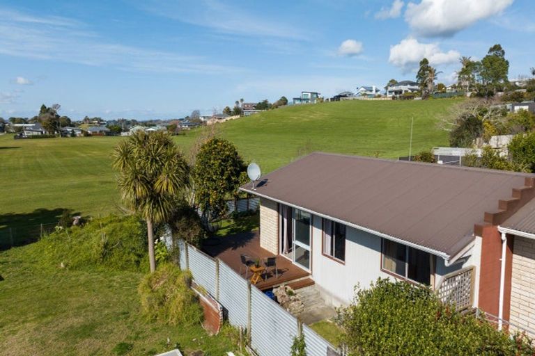 Photo of property in 5c The Crescent, Waihi Beach, 3611