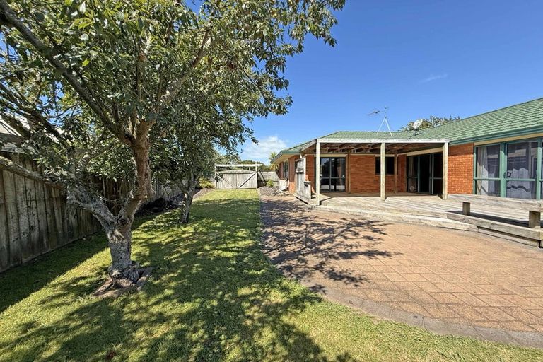 Photo of property in 85 Sandwich Road, St Andrews, Hamilton, 3200