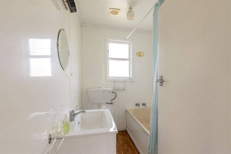 Photo of property in 5 Totara Street, Otaki, 5512