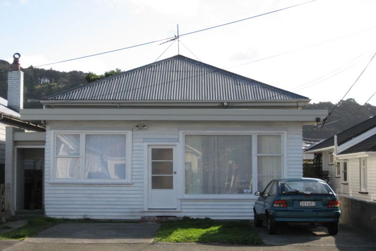 Photo of property in 6 Te Whiti Street, Kilbirnie, Wellington, 6022