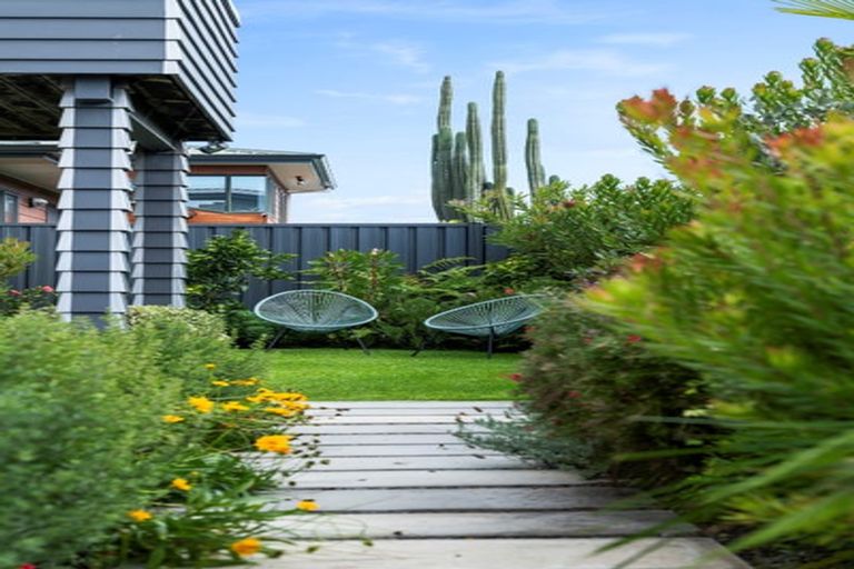 Photo of property in 35 Waione Avenue, Athenree, Waihi Beach, 3177