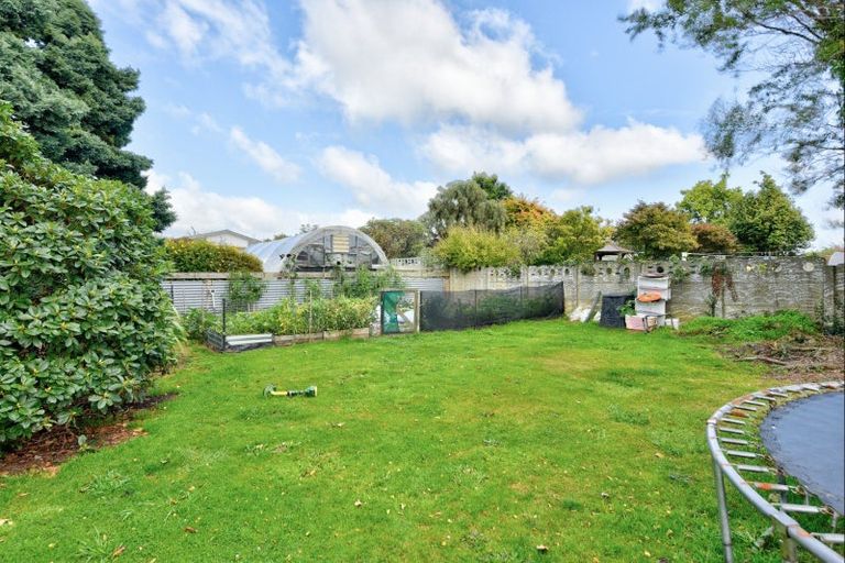 Photo of property in 54 Hunter Street, Edendale, 9825