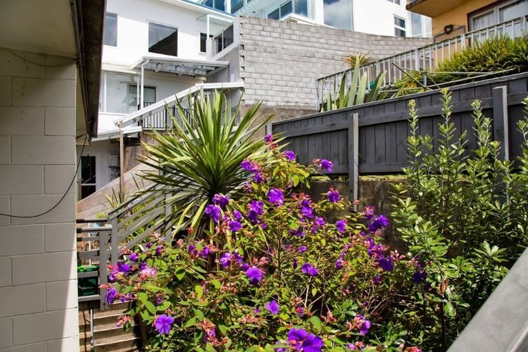 Photo of property in 7/16 Findlay Street, Moturoa, New Plymouth, 4310