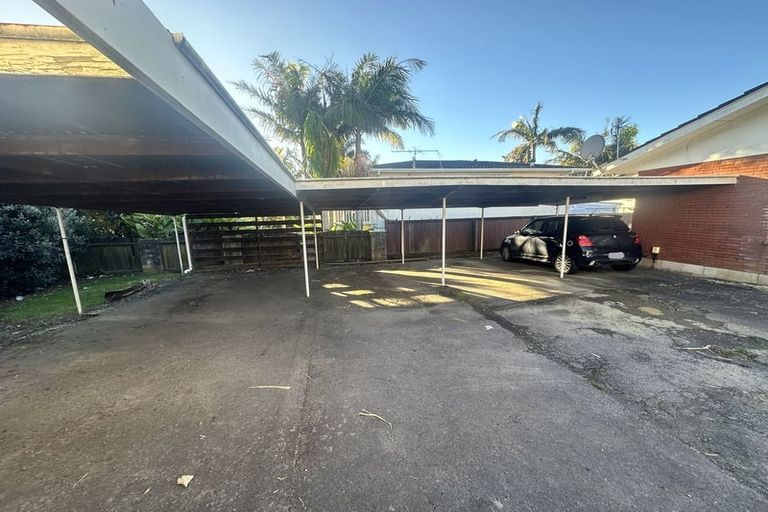 Photo of property in 22 Grande Vue Road, Hillpark, Auckland, 2102