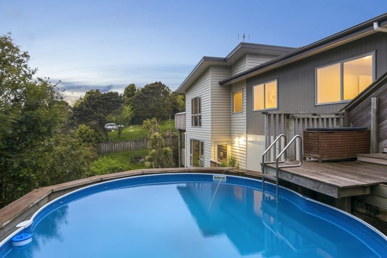 Photo of property in 141a Arran Road, Browns Bay, Auckland, 0630