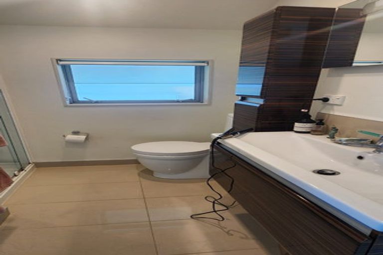 Photo of property in 218 Evans Bay Parade, Hataitai, Wellington, 6021