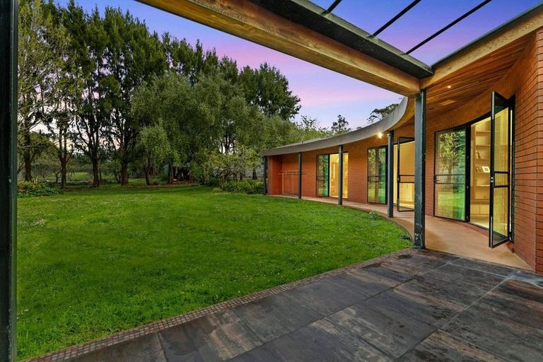 Photo of property in 303 Matua Road, Kumeu, 0891