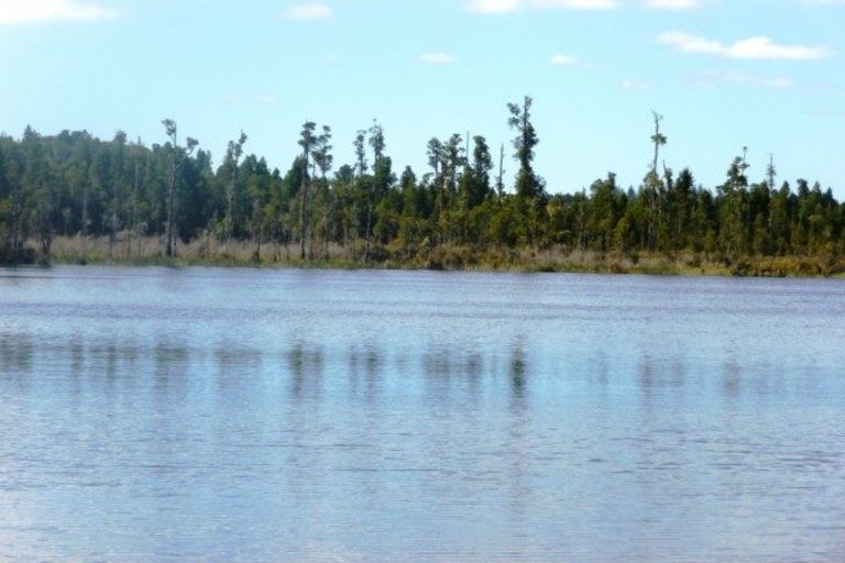 Photo of property in Moana-rotomanu Road, Moana, 7875