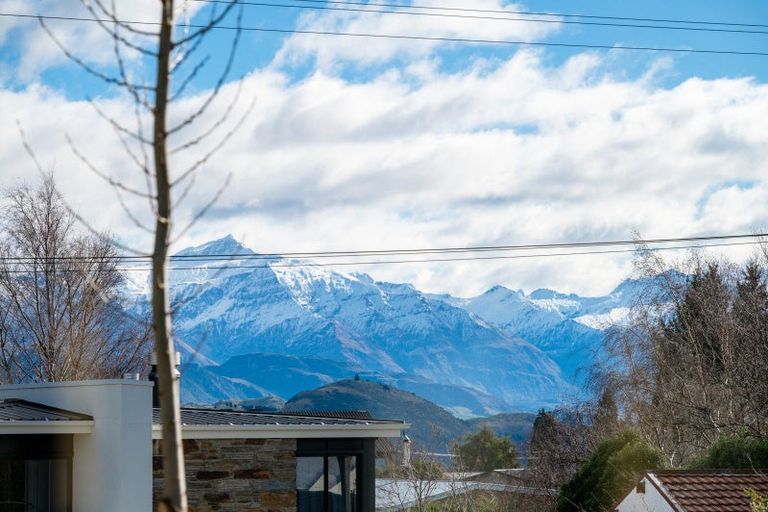 Photo of property in 19a Totara Terrace, Wanaka, 9305