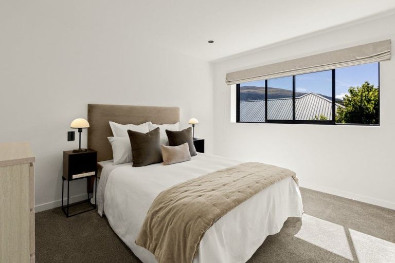 Photo of property in 513 Peninsula Road, Kelvin Heights, Queenstown, 9300