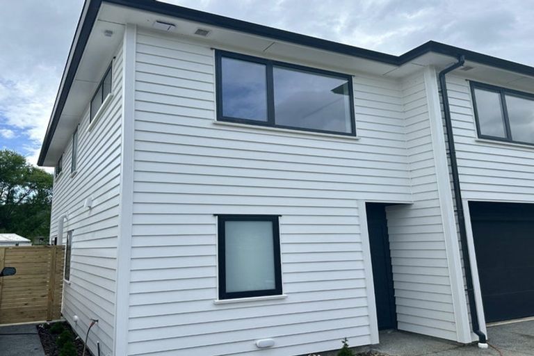 Photo of property in 17 Gibson Crescent, Naenae, Lower Hutt, 5011