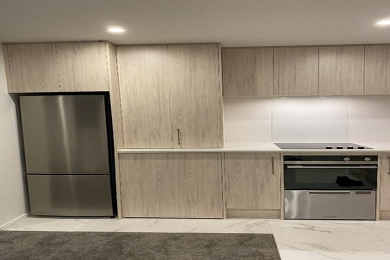 Photo of property in 6/7 Milne Crescent, Taita, Lower Hutt, 5011