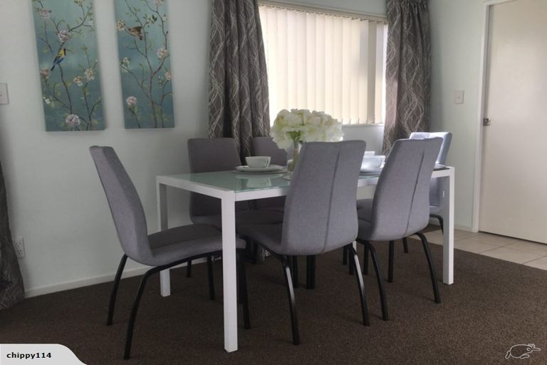 Photo of property in 61c Kayes Road, Pukekohe, 2120