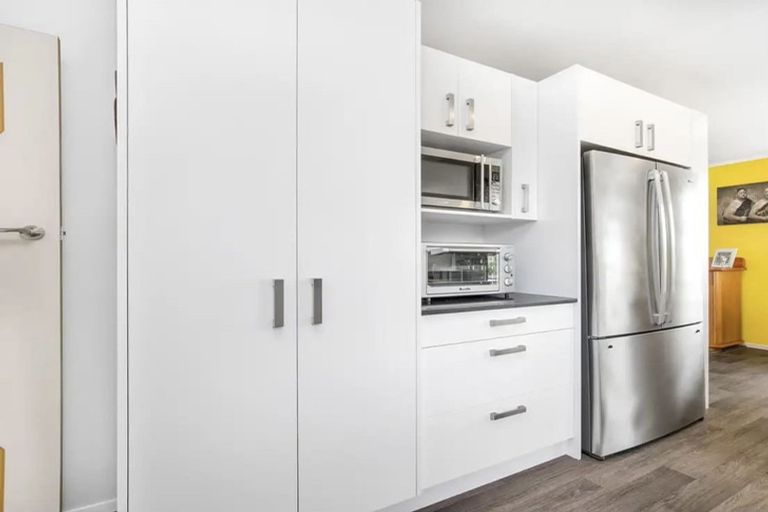 Photo of property in 63 Clayton Avenue, Otara, Auckland, 2023