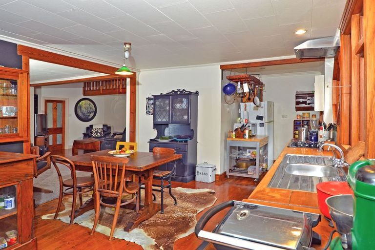 Photo of property in 112 Reservoir Road, Sawyers Bay, Port Chalmers, 9023