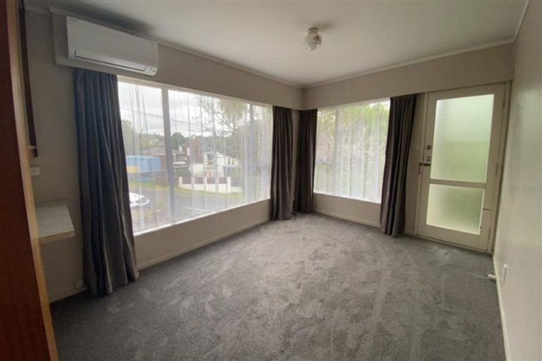 Photo of property in 58 Hilltop Avenue, Morningside, Whangarei, 0110