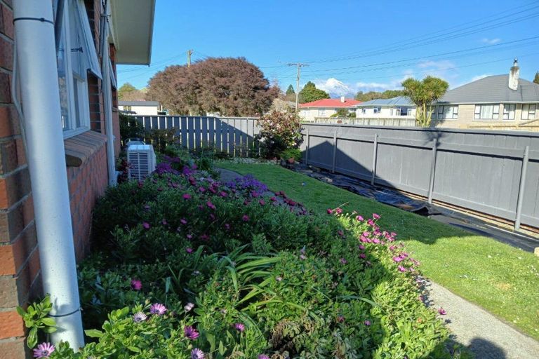 Photo of property in 3c Bideford Street, Brooklands, New Plymouth, 4310