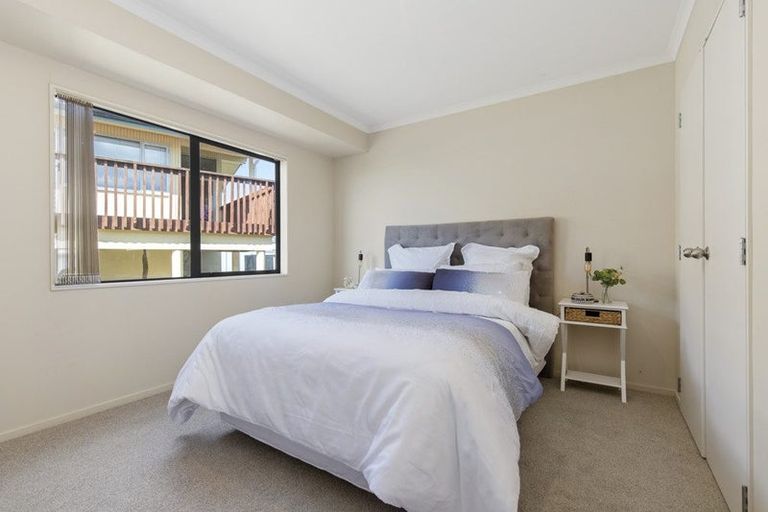 Photo of property in 915 East Coast Road, Kaiaua, Pokeno, 2473