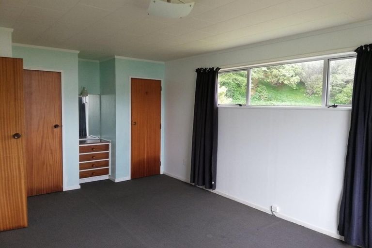 Photo of property in 16 Kipling Street, Johnsonville, Wellington, 6037