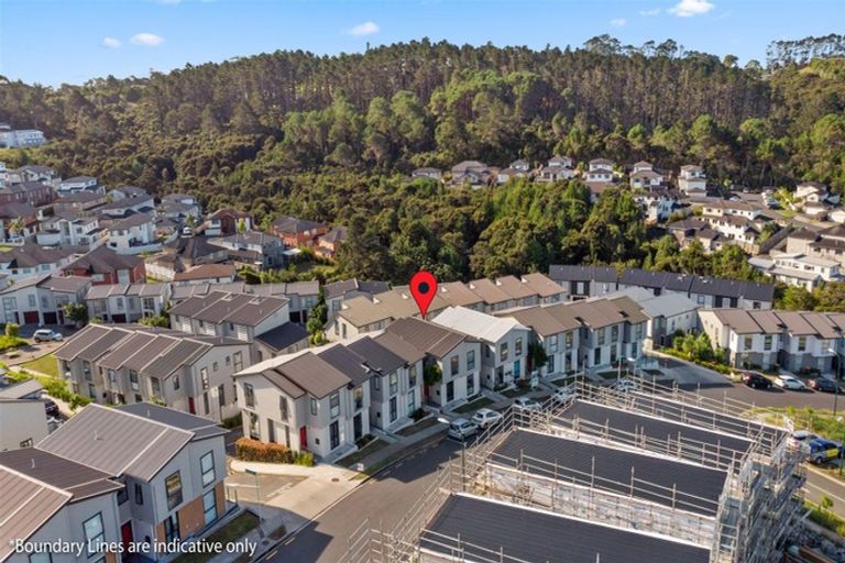 Photo of property in 9/10 Silver Moon Road, Albany Heights, Auckland, 0632
