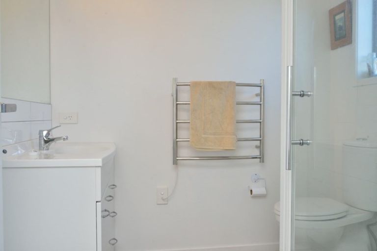 Photo of property in 30 Hamilton Drive, Wainui, Gisborne, 4010