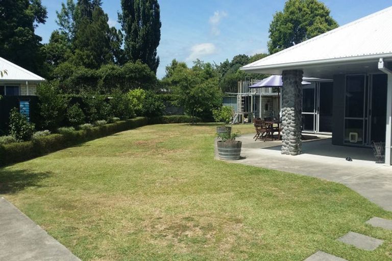 Photo of property in 21 Jasmine Place, Cambridge, 3434