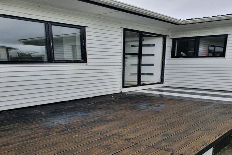 Photo of property in 5 Robertson Road, Favona, Auckland, 2024
