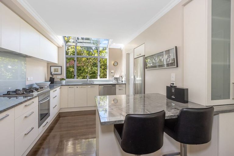 Photo of property in 138 Glandovey Road, Strowan, Christchurch, 8052