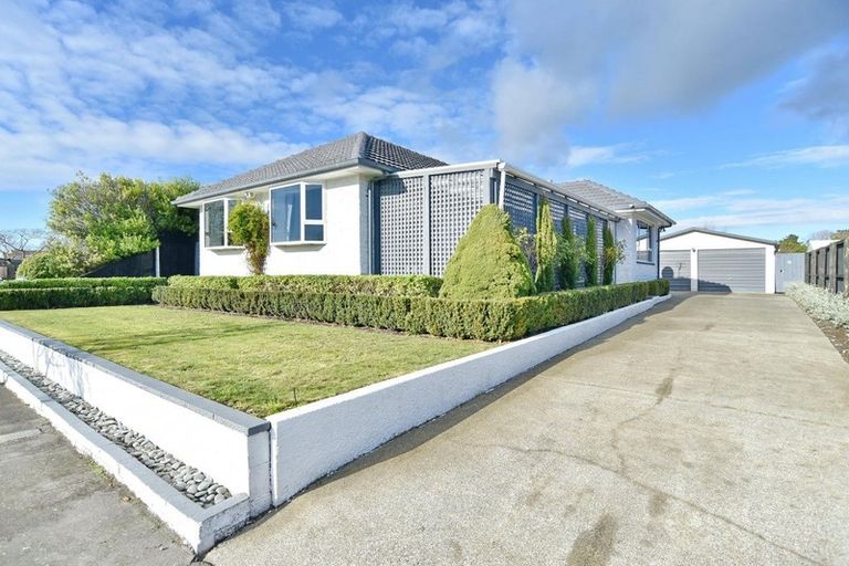 Photo of property in 6 Aspen Place, Parklands, Christchurch, 8083