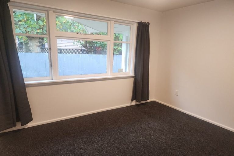 Photo of property in 32 Strowan Road, Strowan, Christchurch, 8052