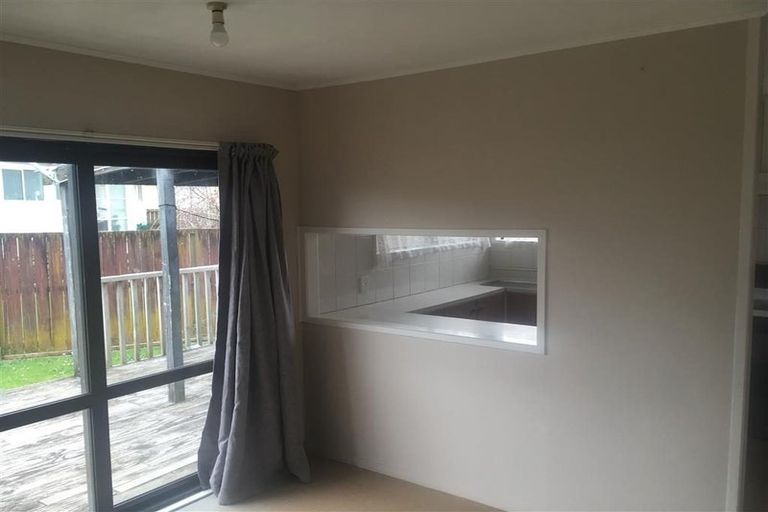 Photo of property in 13 Kern Place, Manurewa, Auckland, 2102
