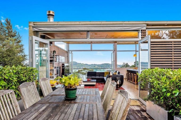 Photo of property in 74 Ridge Road, Mahurangi East, Warkworth, 0982