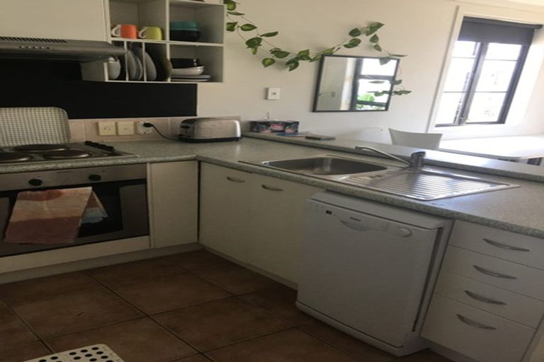 Photo of property in 16/5 Carolina Place, Albany, Auckland, 0632