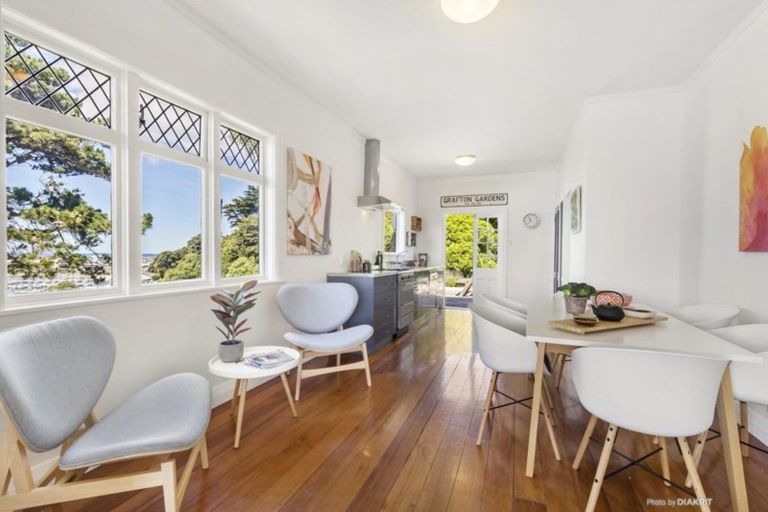 Photo of property in 52 Belvedere Road, Hataitai, Wellington, 6021