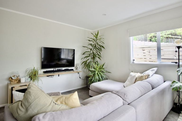 Photo of property in 6 Wiriana Place, Stanmore Bay, Whangaparaoa, 0932