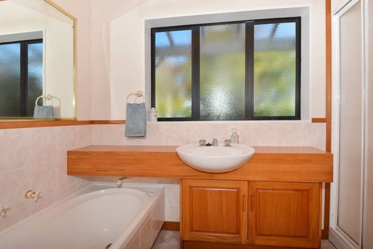 Photo of property in 50 Appian Way, Ruatangata West, Whangarei, 0176