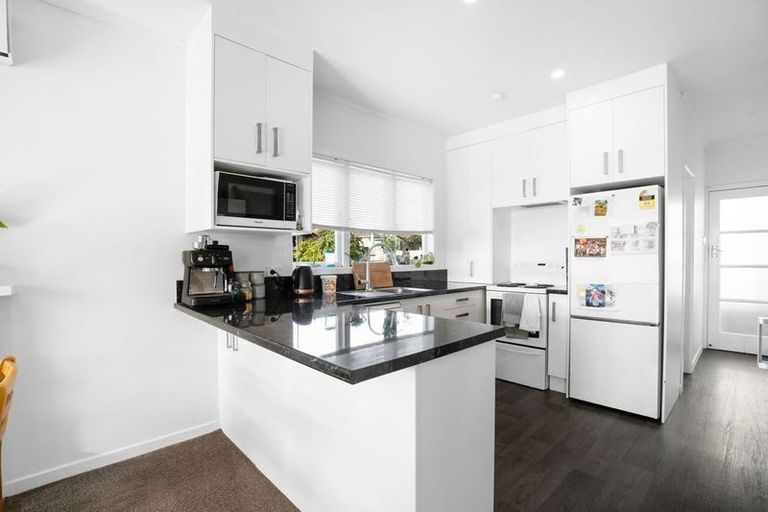 Photo of property in 68 Storey Avenue, Forest Lake, Hamilton, 3200