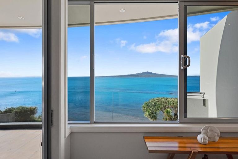 Photo of property in 52 Seacliffe Avenue, Belmont, Auckland, 0622