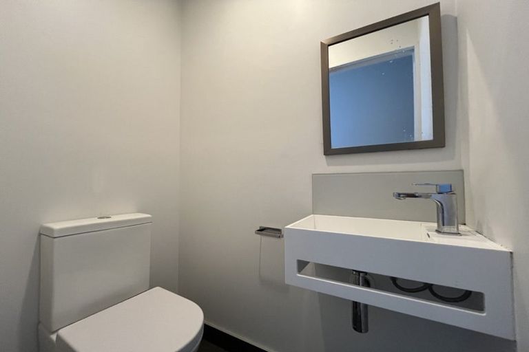 Photo of property in 11 Panoni Lane, Howick, Auckland, 2014