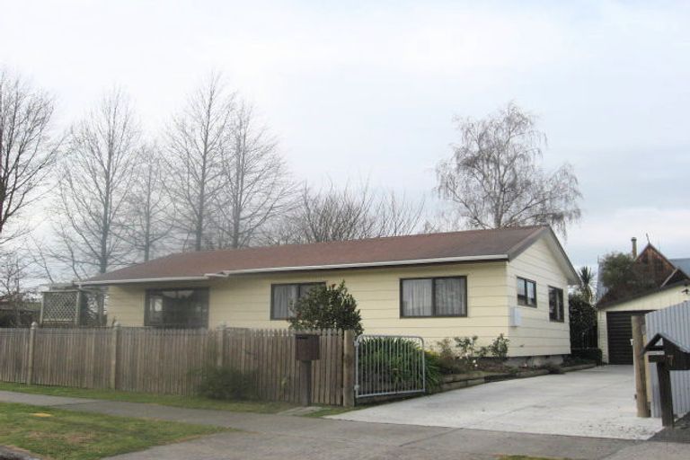 Photo of property in 9 Palmer Place, Parkvale, Hastings, 4122