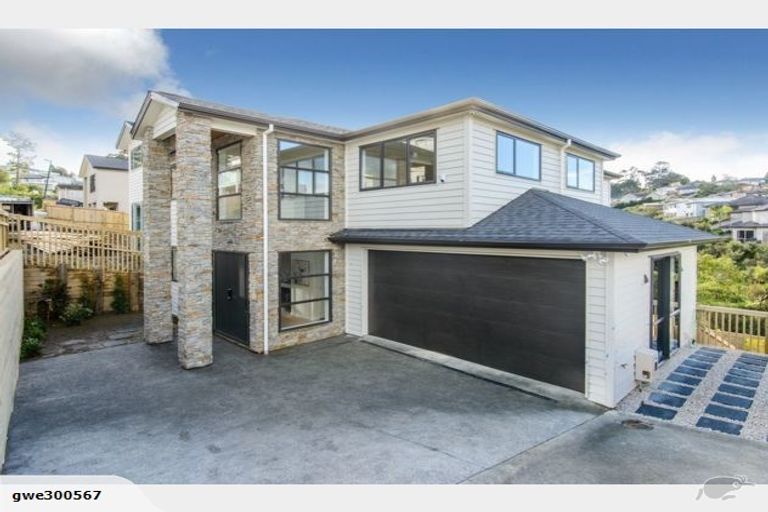 Photo of property in 30 Para Close, Fairview Heights, Auckland, 0632