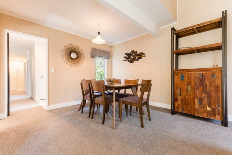 Photo of property in 42 Awanui Drive, Waikanae, 5036