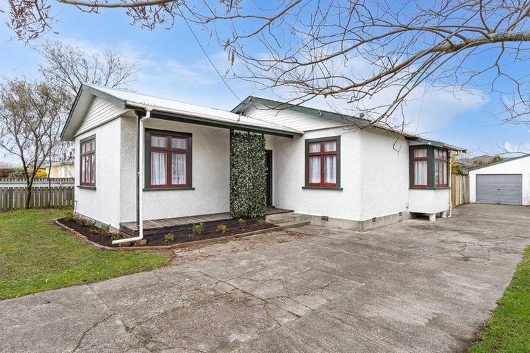 Photo of property in 62 Herbert Street, Masterton, 5810