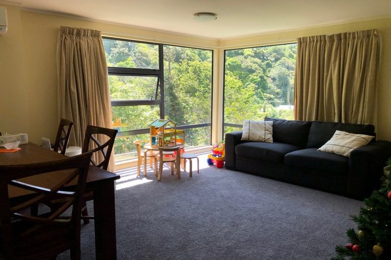 Photo of property in 5 Curtis Street, Karori, Wellington, 6012